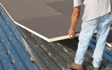 benefits of insulating Goonvrea flat roofing